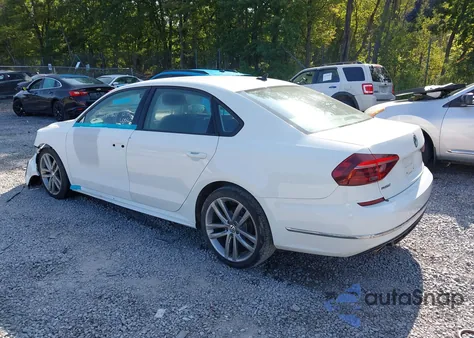 2018 Volkswagen Passat 2.0T R-Line/2.0T S from USA, damaged, VIN 1VWAA7A36JC035285